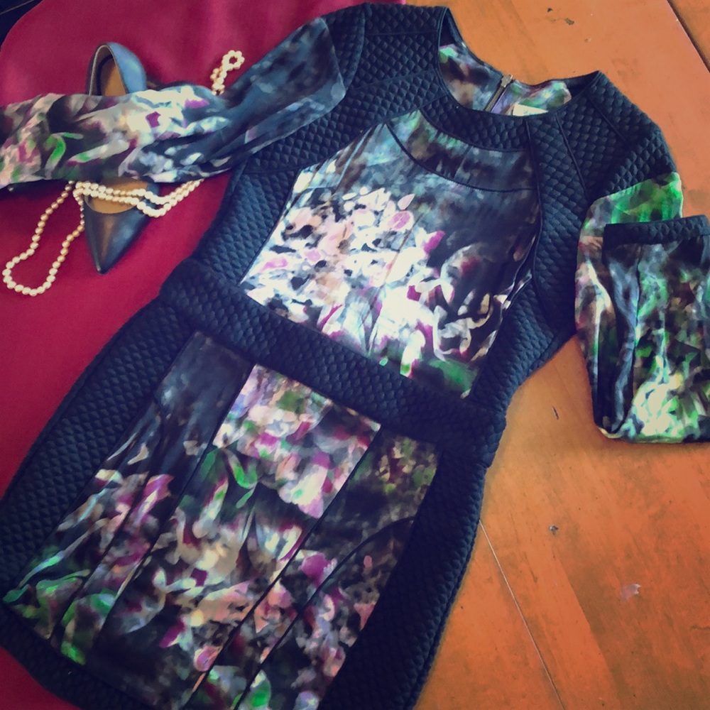 Mini dress